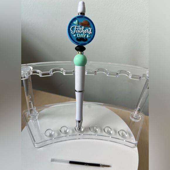 Custom made beaded pen + 1 Refill I Father’s Day Gift - Picture 1 of 2